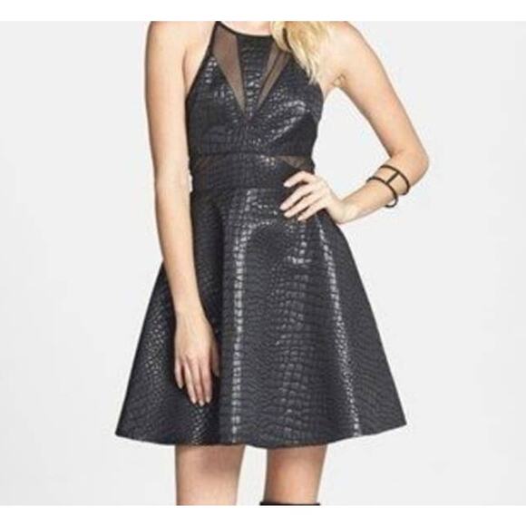 ASTR the Label black shiny snakeskin fit & flare mini dress size XS - Picture 1 of 12